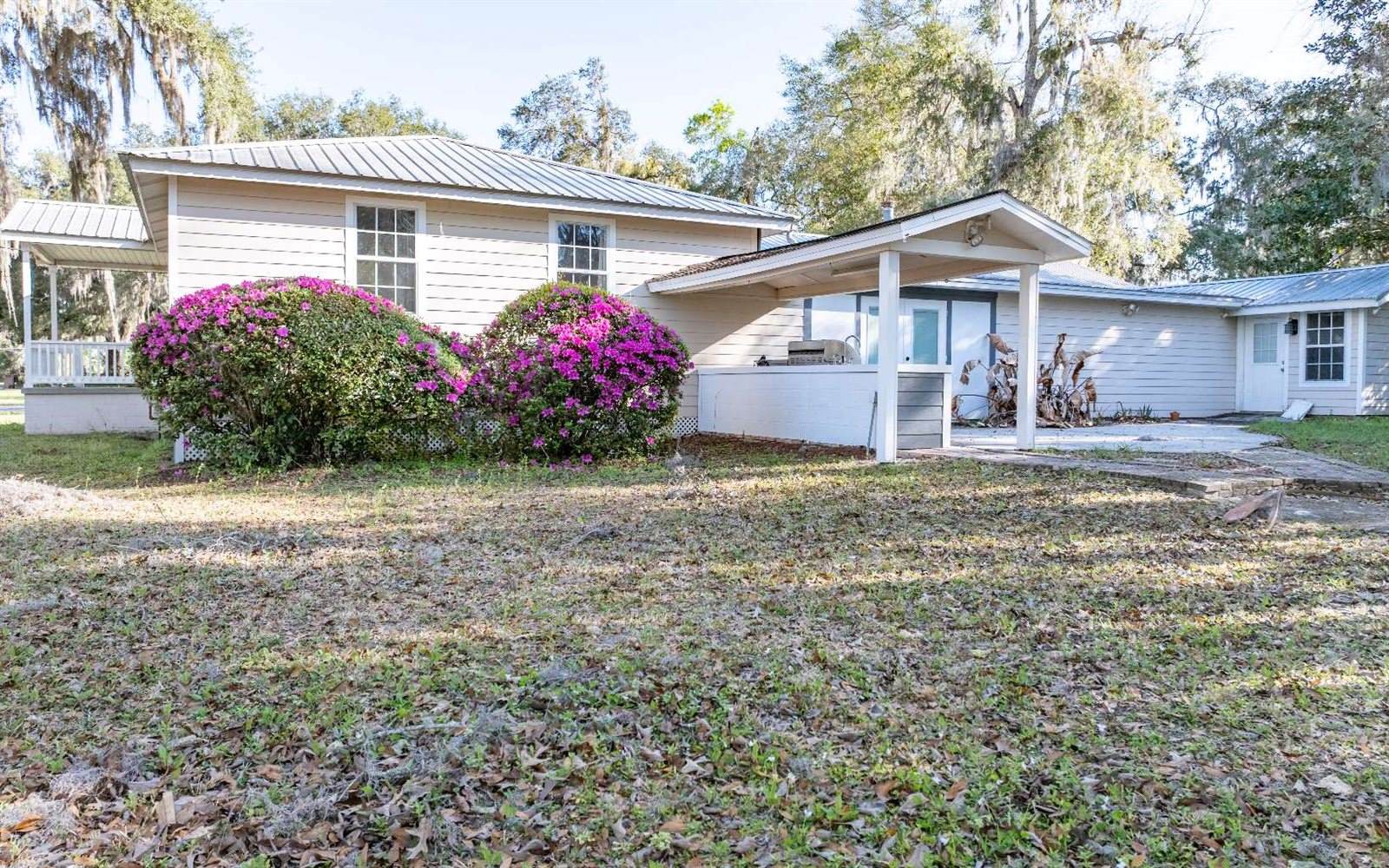 368 SW Harrison Pl, Lake City, FL 32025