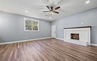368 SW Harrison Pl, Lake City, FL 32025