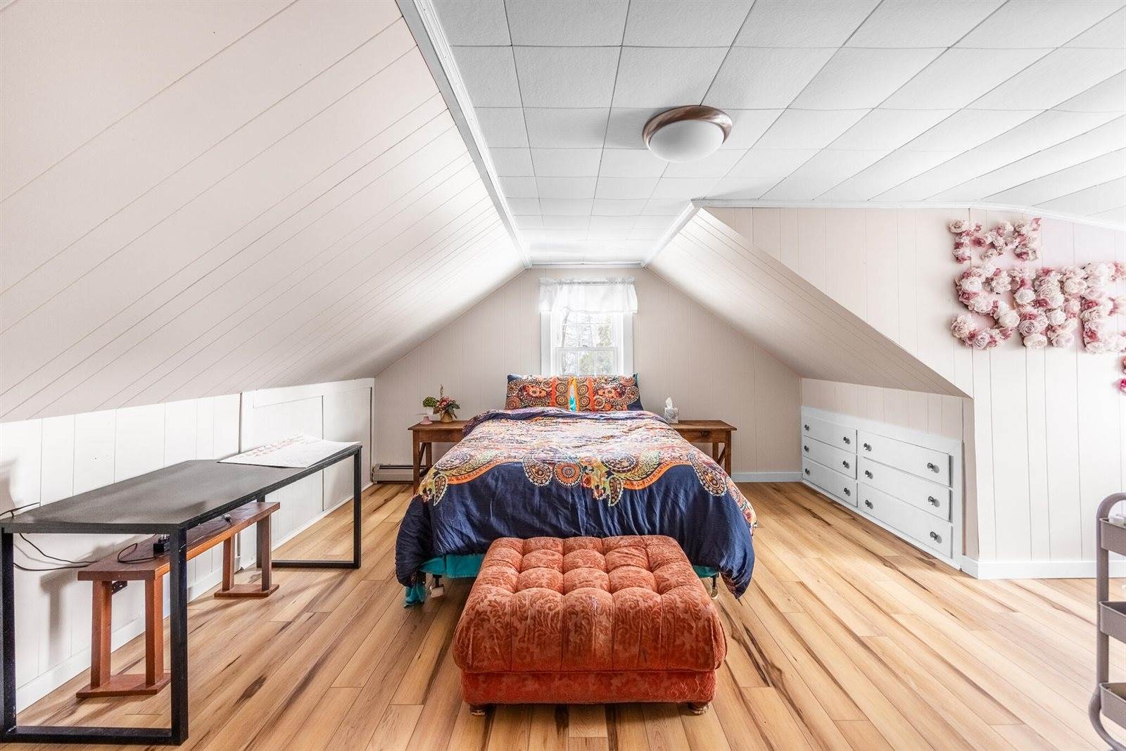 2897 Route 2, Hermon, ME 04401