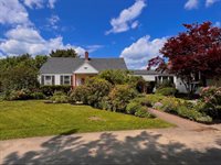 2897 Route 2, Hermon, ME 04401