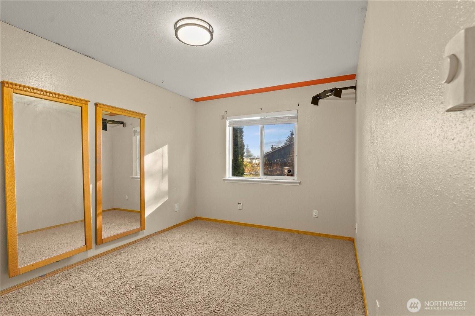 17519 Park Avenue South, Spanaway, WA 98387