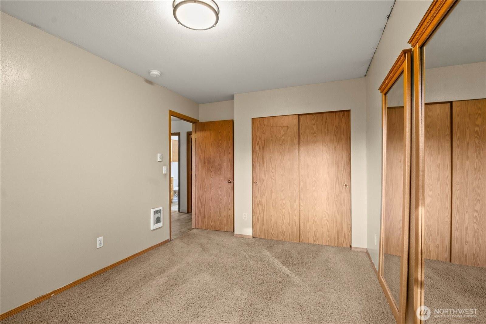 17519 Park Avenue South, Spanaway, WA 98387