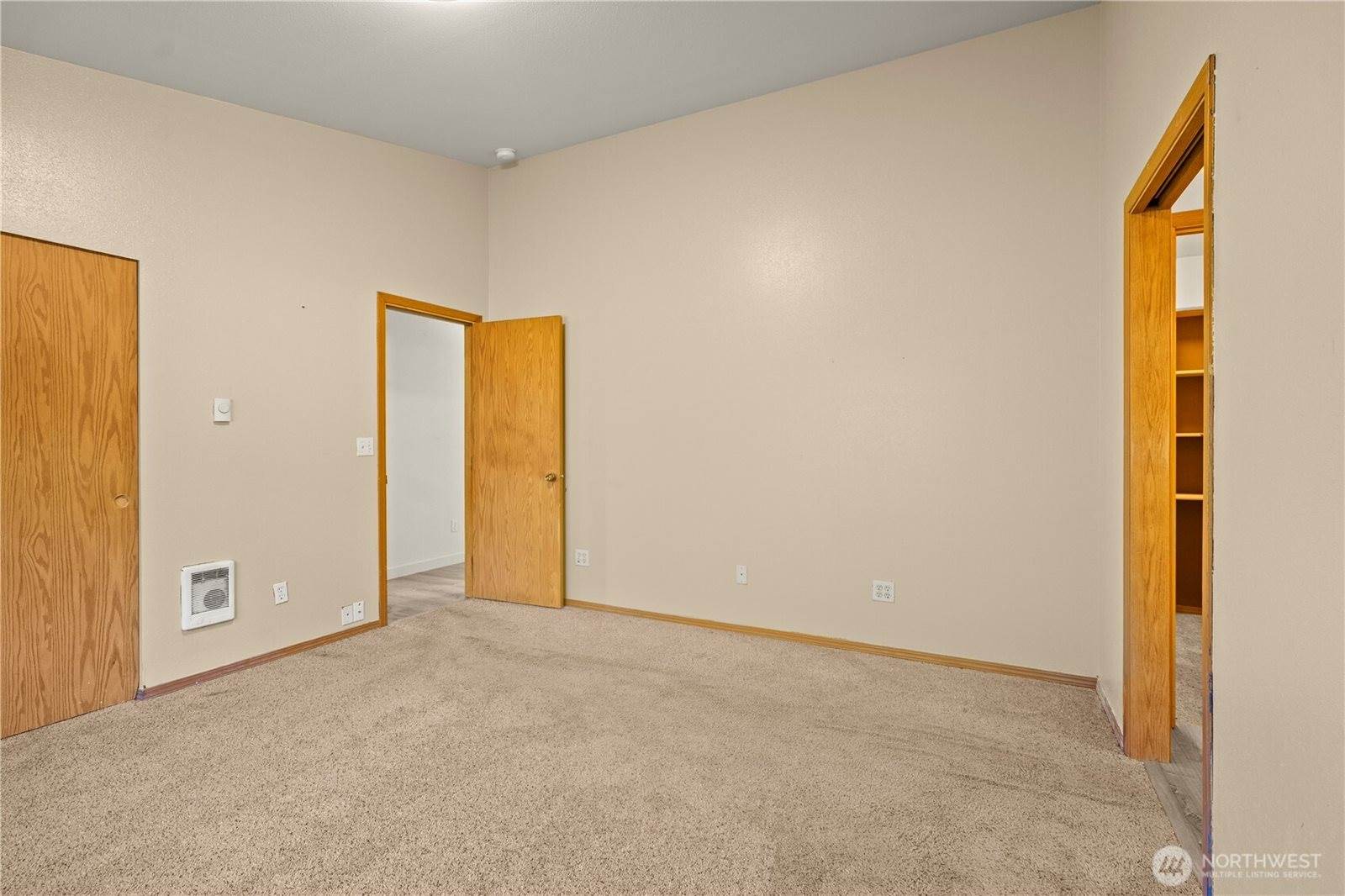 17519 Park Avenue South, Spanaway, WA 98387