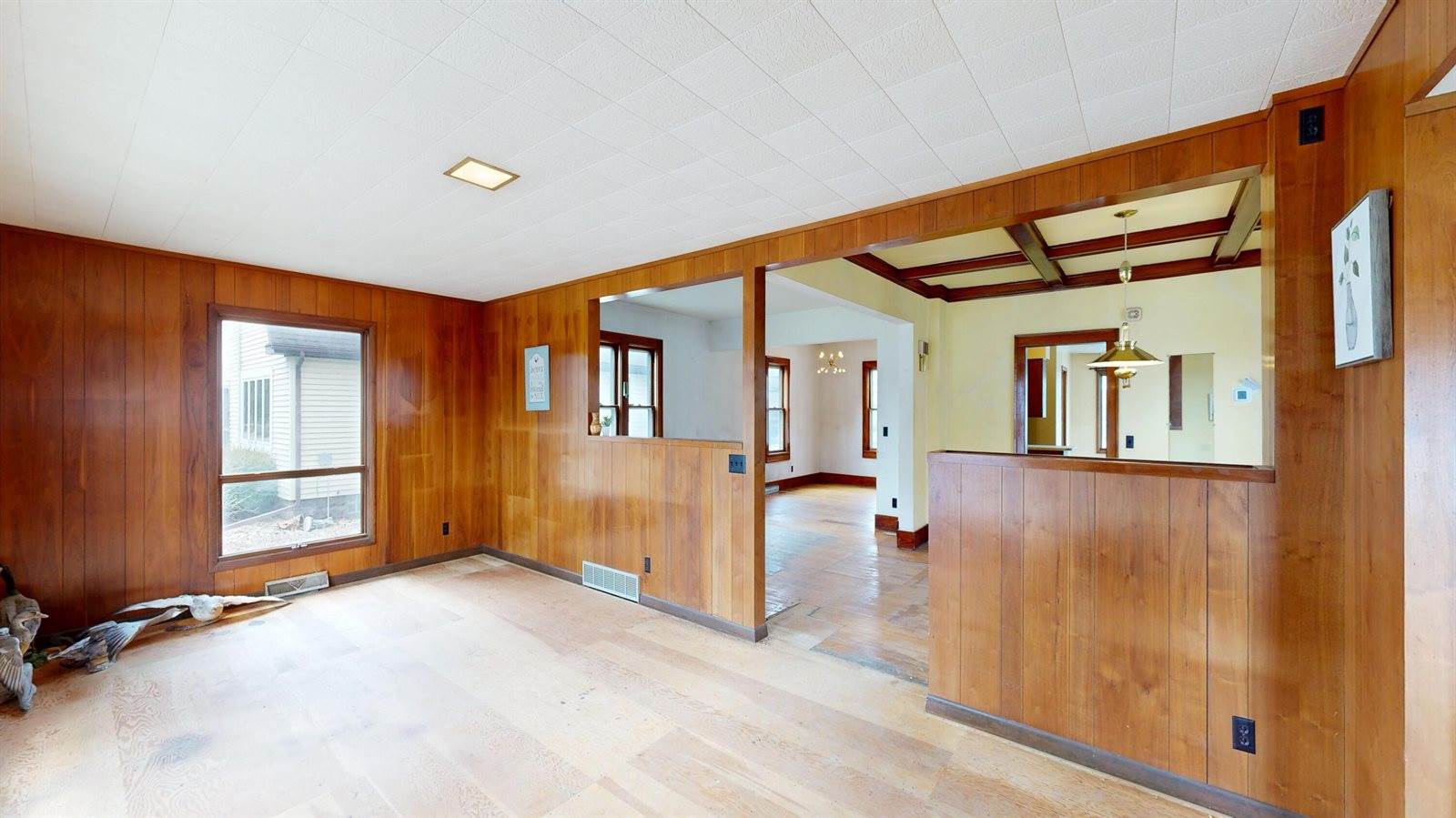 1412 James St, Bangor, WI 54614