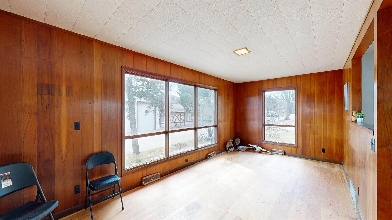 1412 James St, Bangor, WI 54614