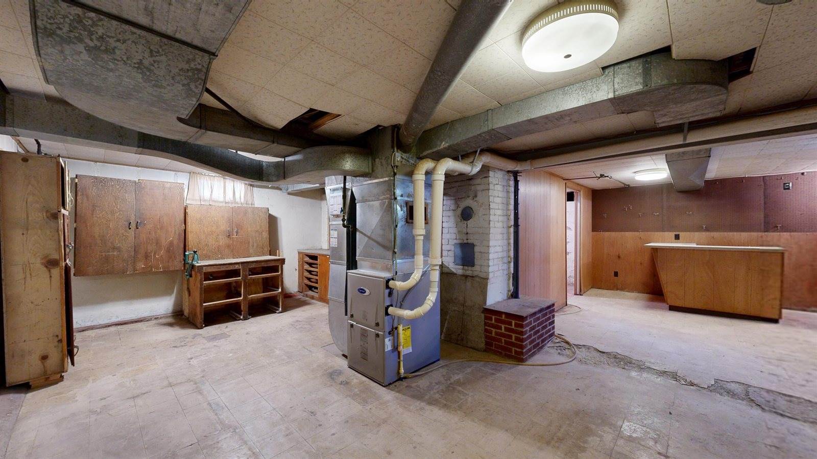 1412 James St, Bangor, WI 54614