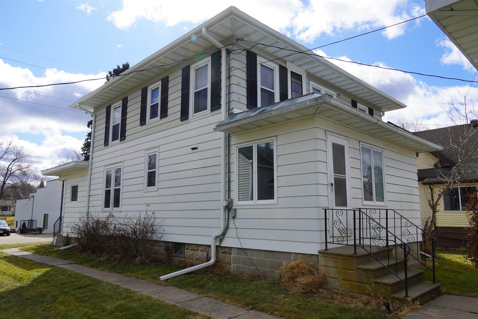 1412 James St, Bangor, WI 54614