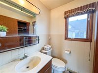 1412 James St, Bangor, WI 54614