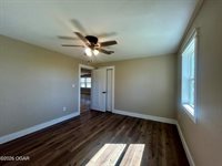 501 South 4th Street, Jasper, MO 64755