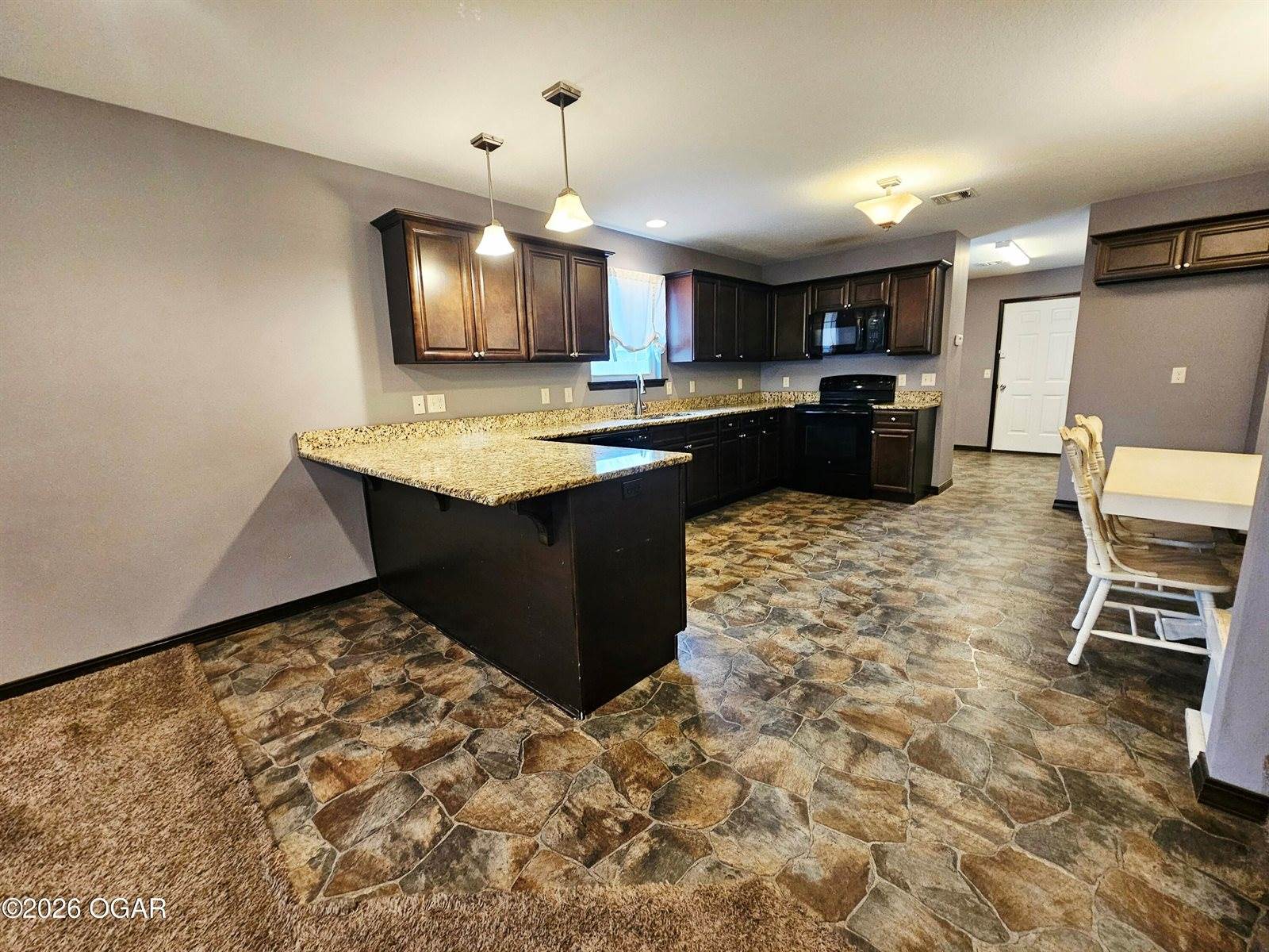 1707 North Elm Street, Pittsburg, KS 66762