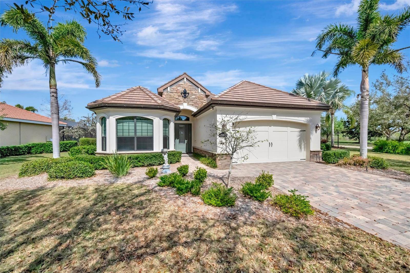 15407 Helmsdale Place, Lakewood Ranch, FL 34202