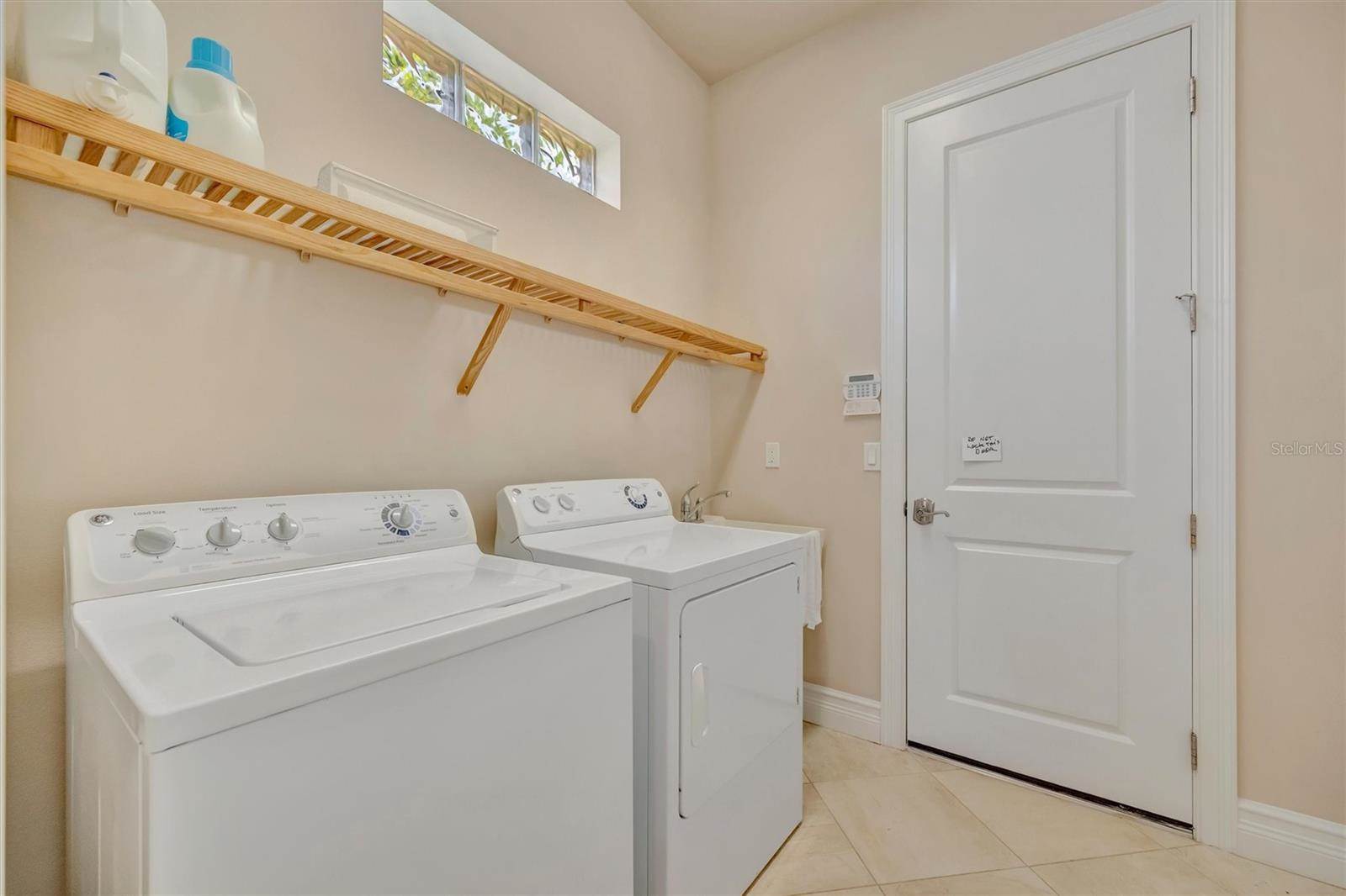 15407 Helmsdale Place, Lakewood Ranch, FL 34202