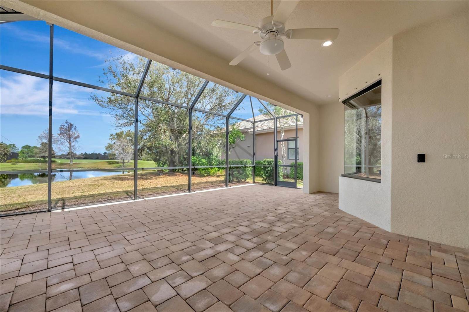 15407 Helmsdale Place, Lakewood Ranch, FL 34202