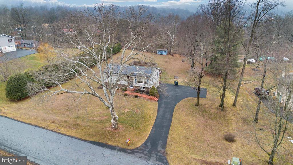 118 Oak Terrace Drive, Birdsboro, PA 19508