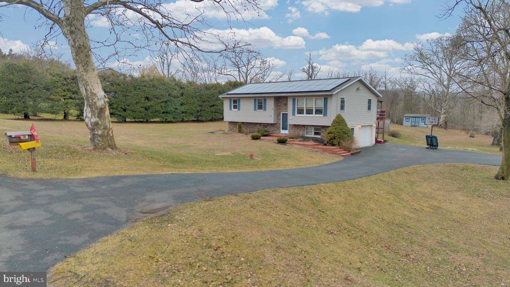 118 Oak Terrace Drive, Birdsboro, PA 19508