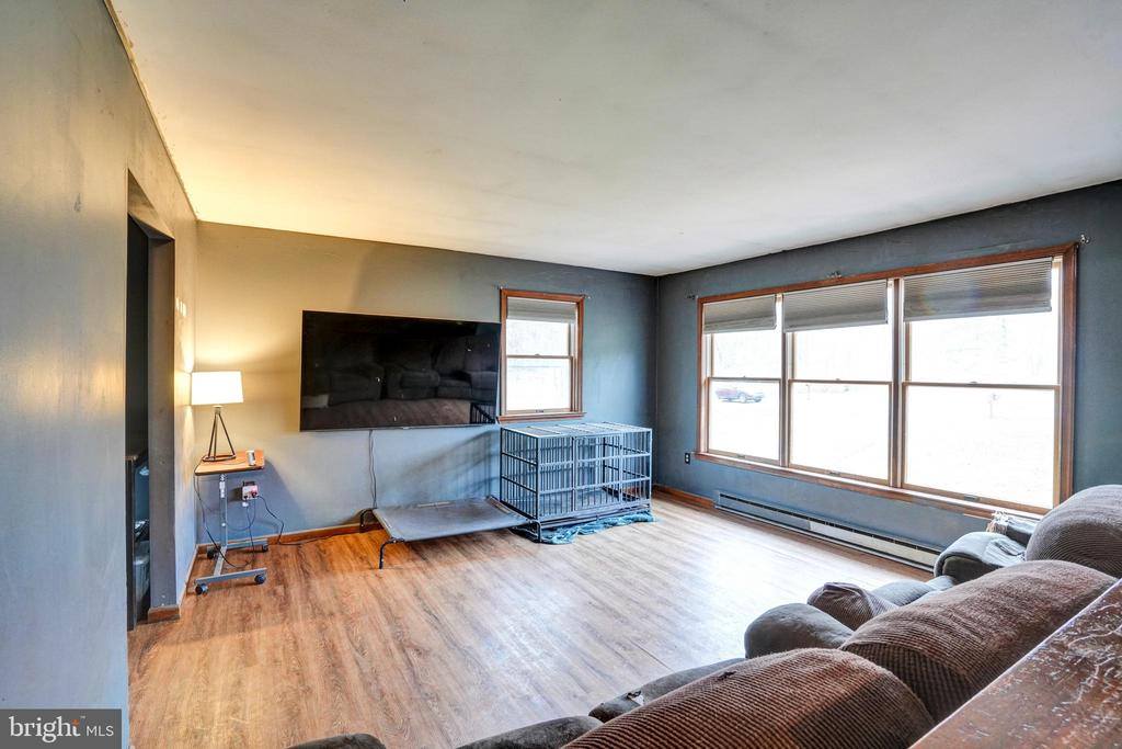 118 Oak Terrace Drive, Birdsboro, PA 19508