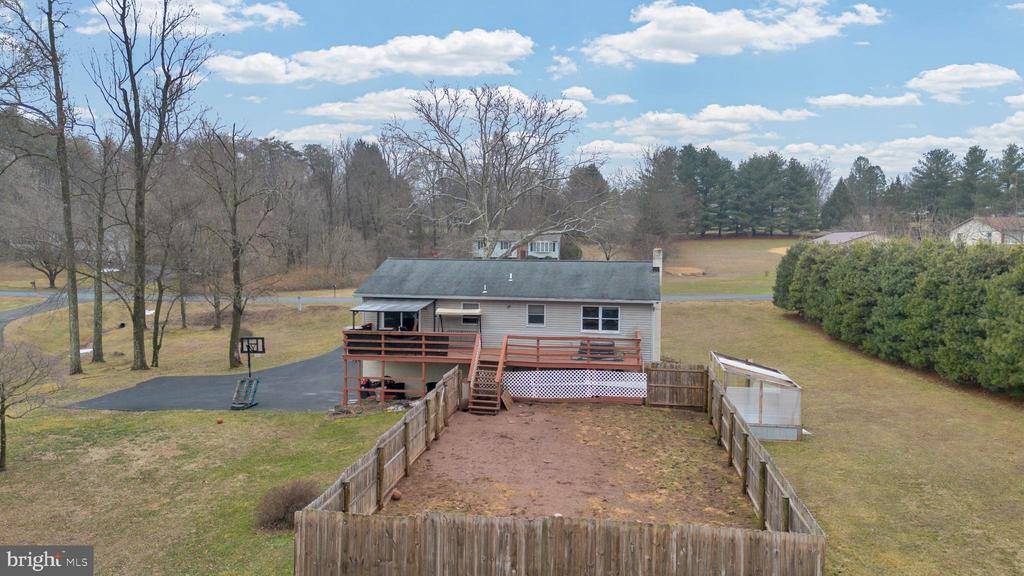 118 Oak Terrace Drive, Birdsboro, PA 19508