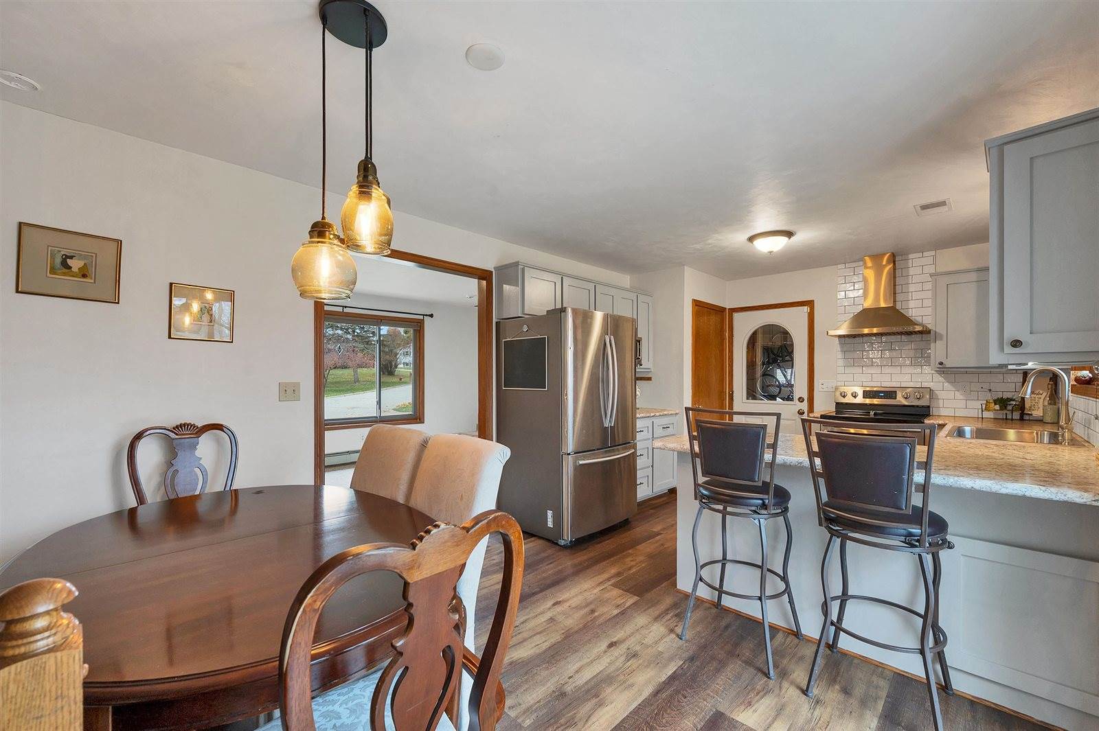 2930 Devroy Lane, Green Bay, WI 54313