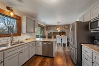 2930 Devroy Lane, Green Bay, WI 54313