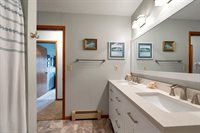 2930 Devroy Lane, Green Bay, WI 54313