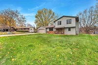 2930 Devroy Lane, Green Bay, WI 54313