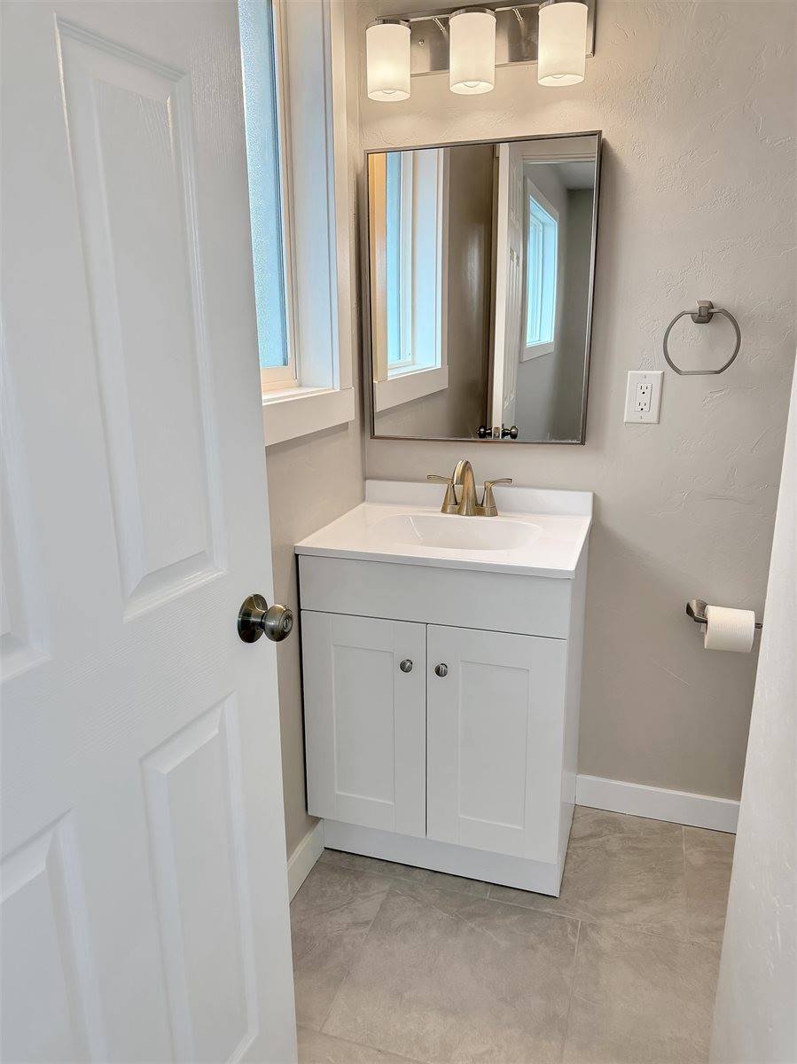 1428 Center, Evanston, WY 82930