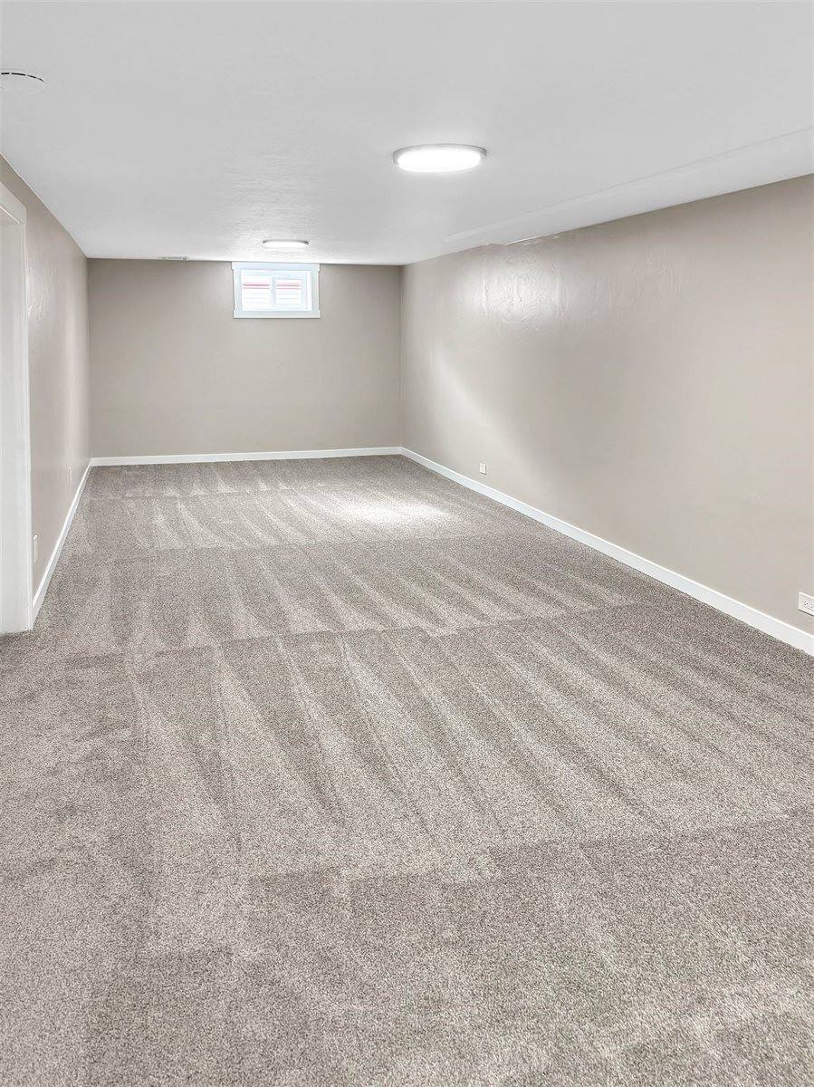 1428 Center, Evanston, WY 82930