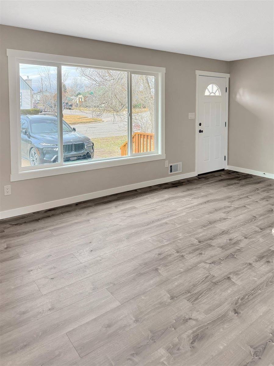 1428 Center, Evanston, WY 82930