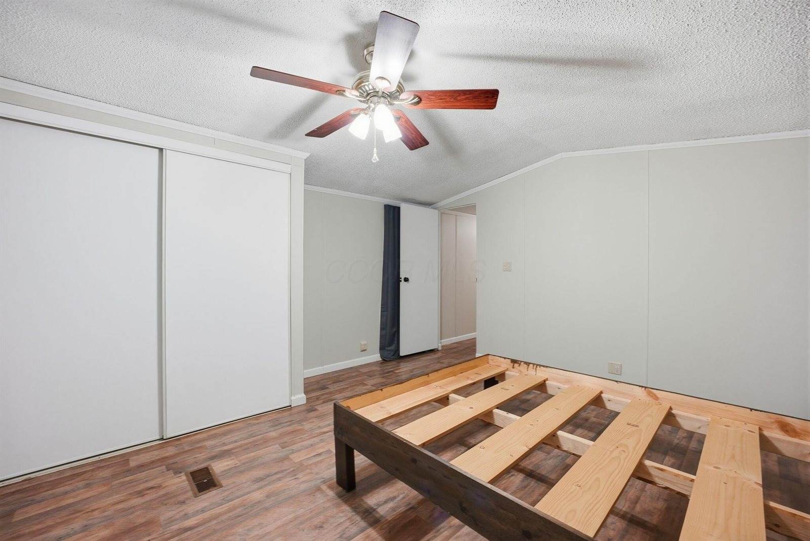 164 Lawrence Lane, Reynoldsburg, OH 43068