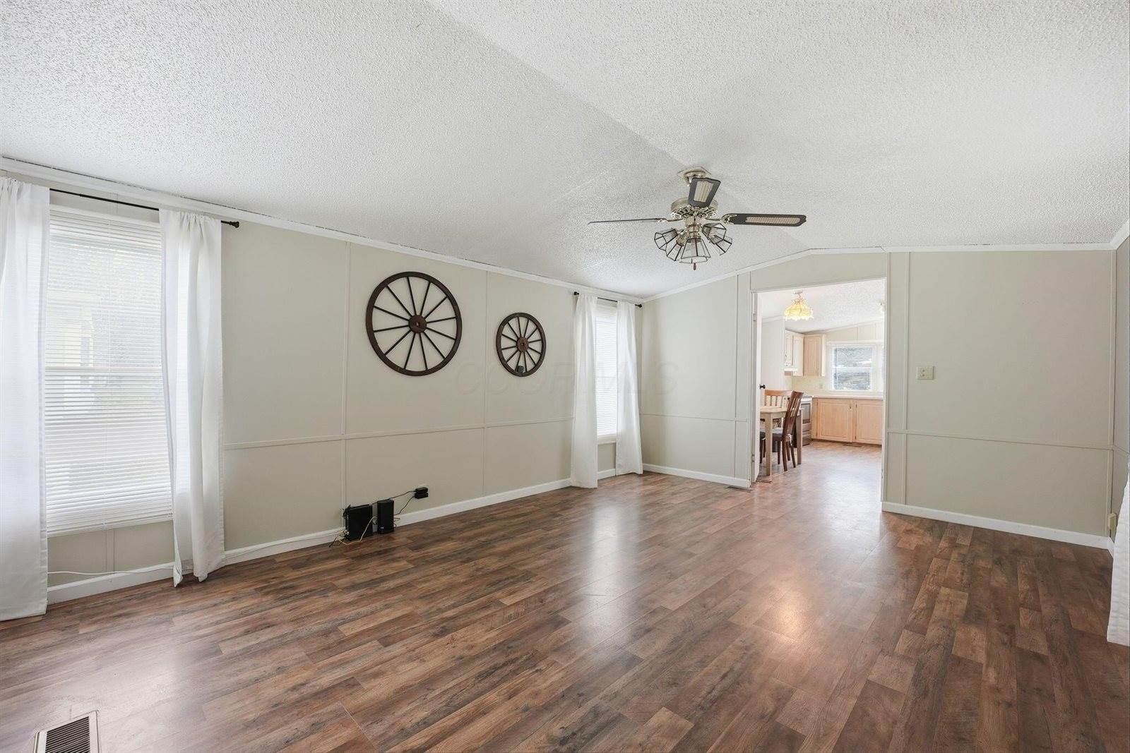 164 Lawrence Lane, Reynoldsburg, OH 43068