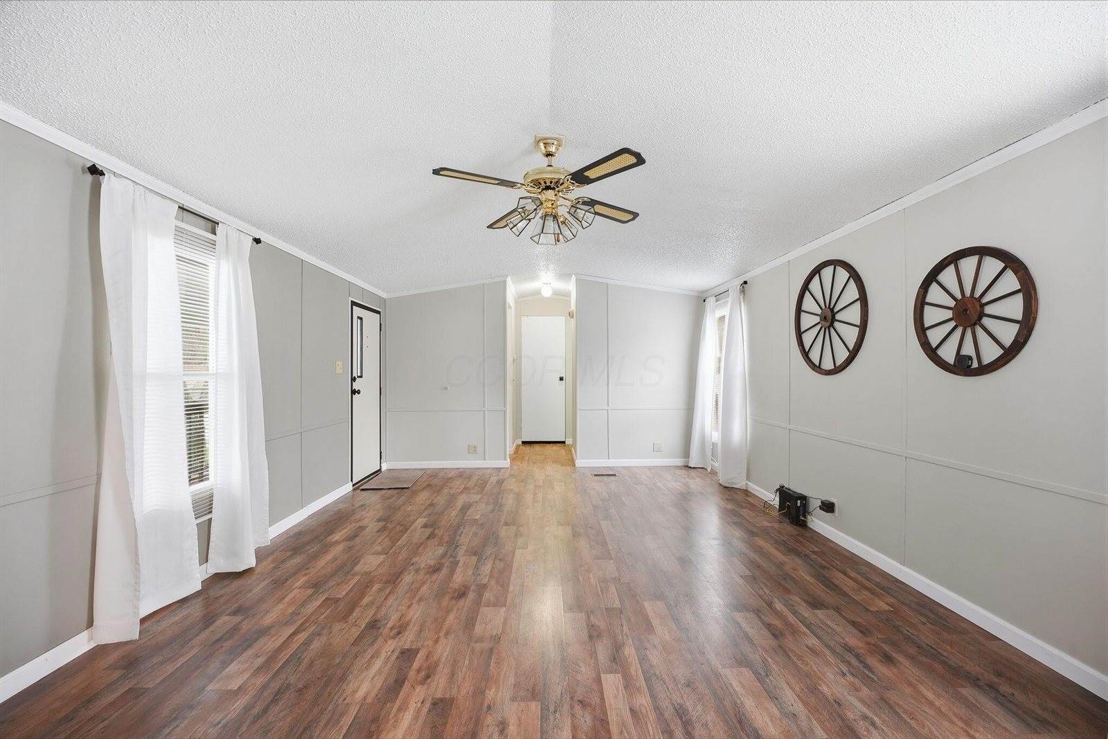 164 Lawrence Lane, Reynoldsburg, OH 43068