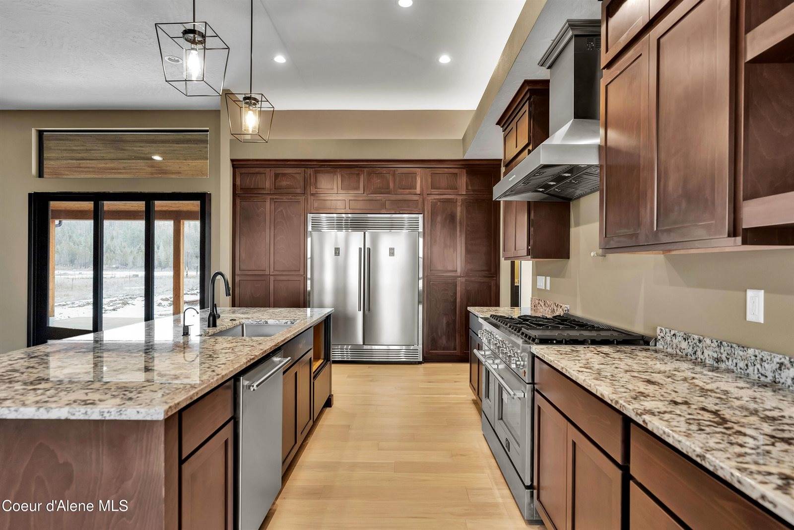 969 Flying Geese Way, Blanchard, ID 83804