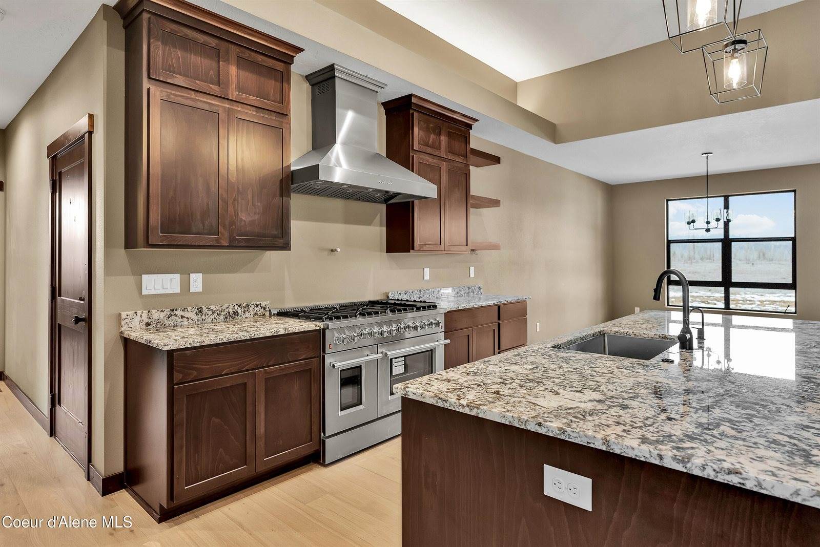 969 Flying Geese Way, Blanchard, ID 83804