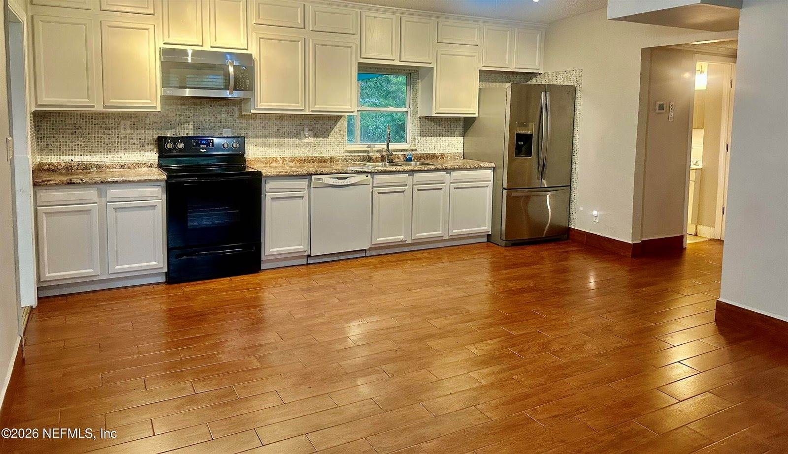 2917 Parr Court West, Jacksonville, FL 32216