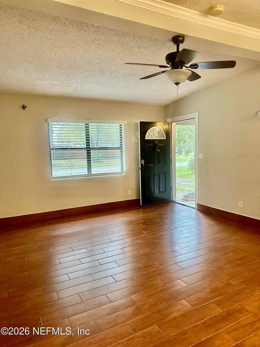 2917 Parr Court West, Jacksonville, FL 32216