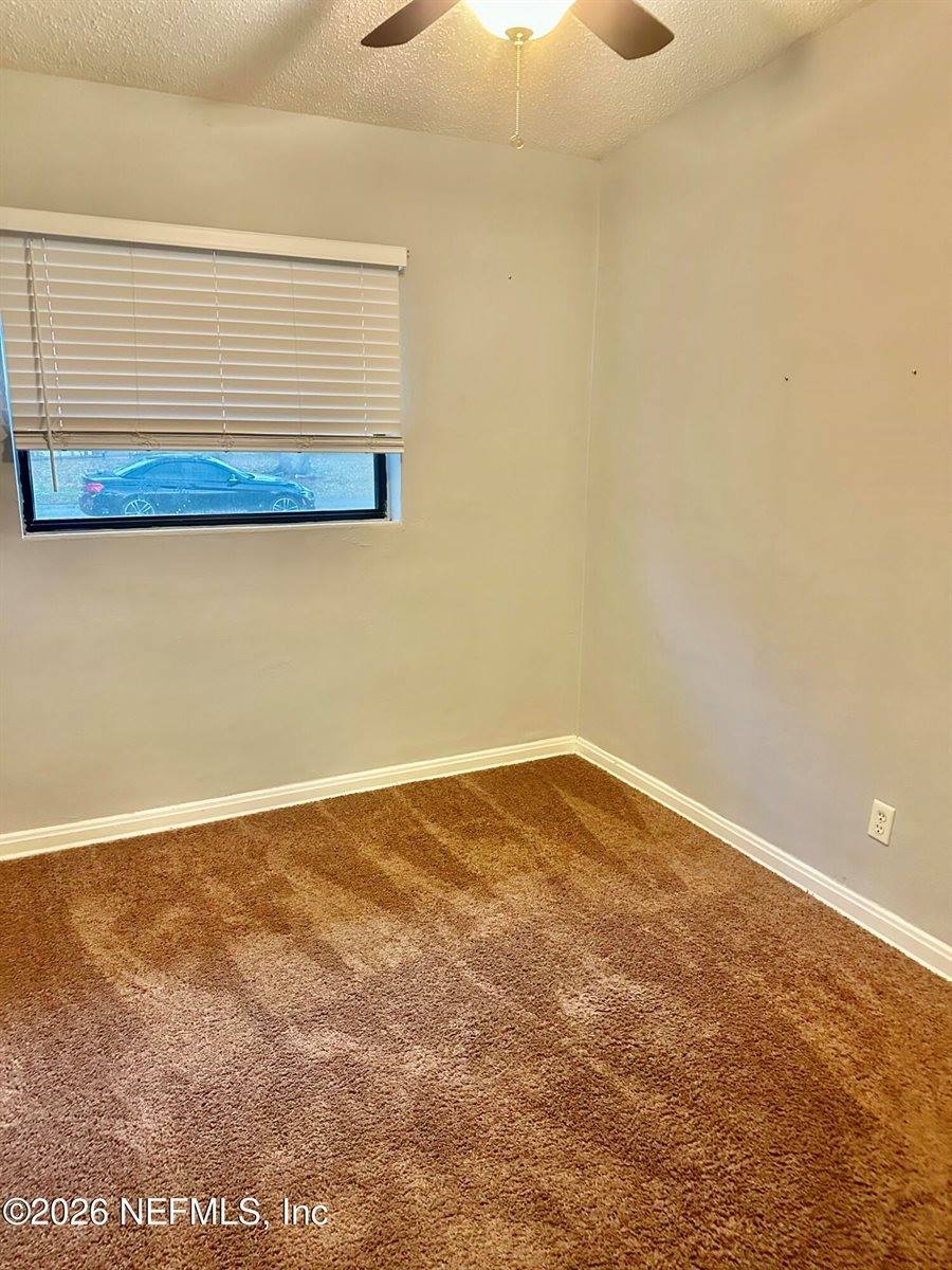 2917 Parr Court West, Jacksonville, FL 32216