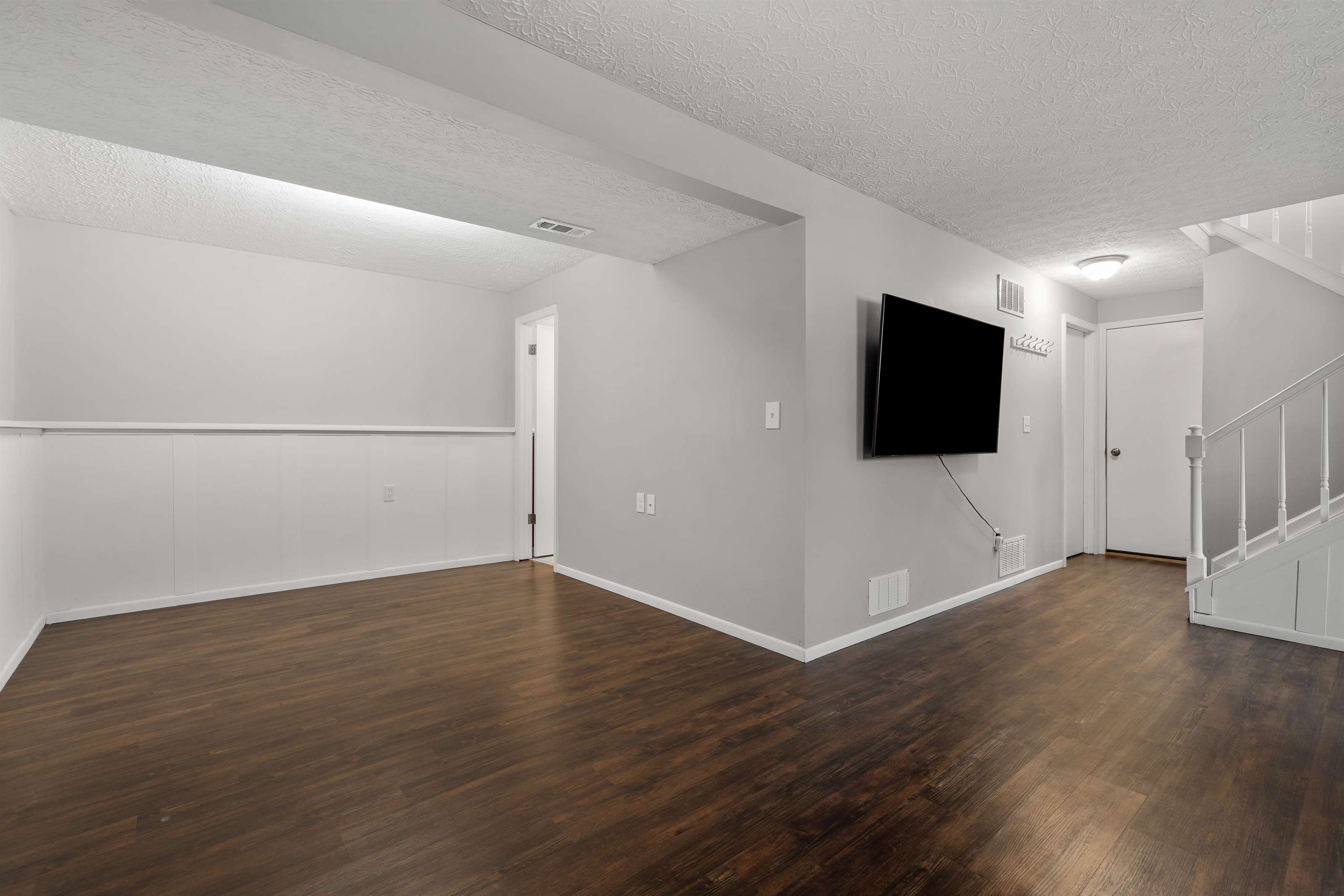 8377 Waco Lane, Powell, OH 43065