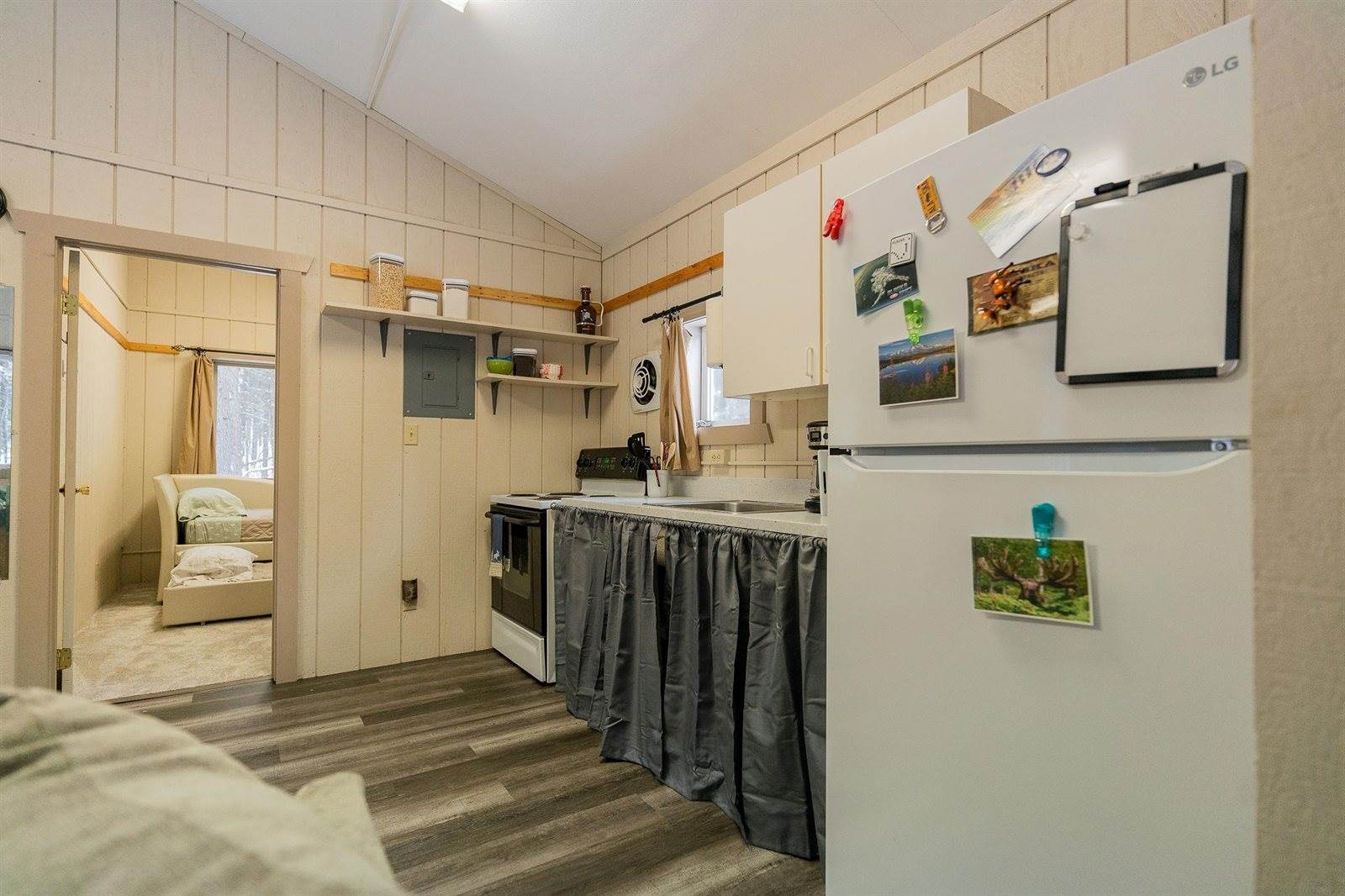 561 Nature Trail, Fairbanks, AK 99709