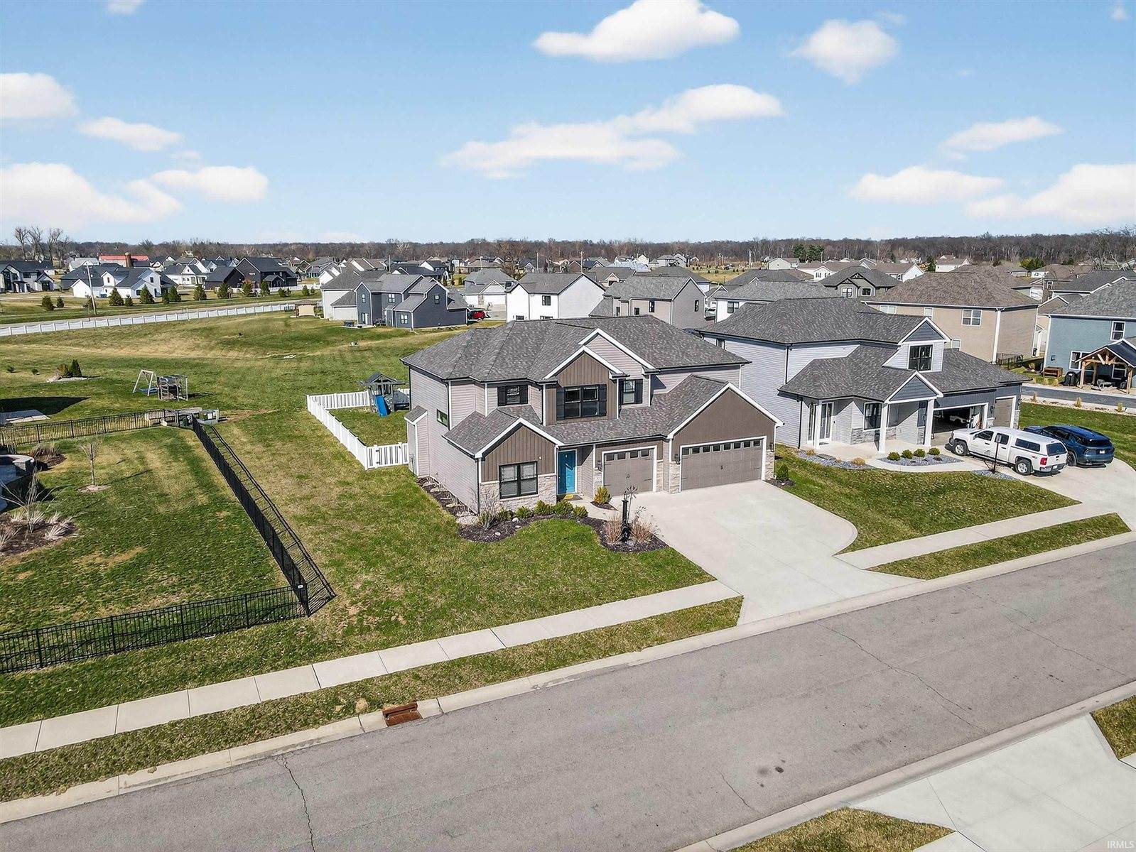 962 Casting Road, Huntertown, IN 46748