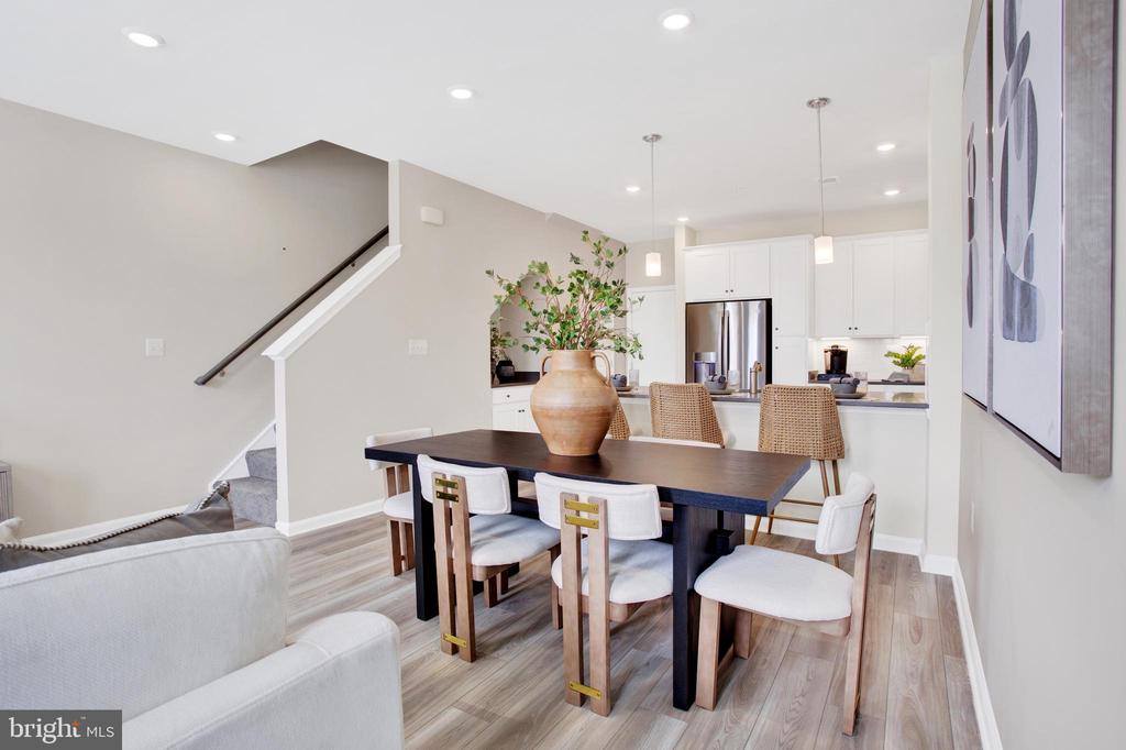 9672 Swallowtail Lane, Manassas, VA 20110