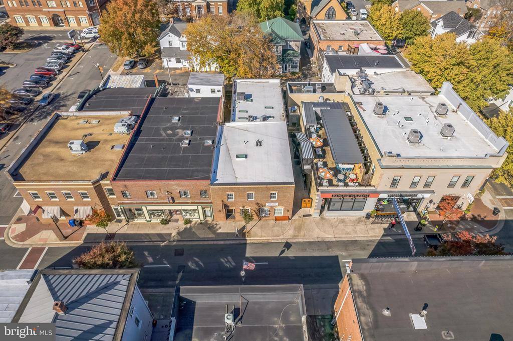 9672 Swallowtail Lane, Manassas, VA 20110