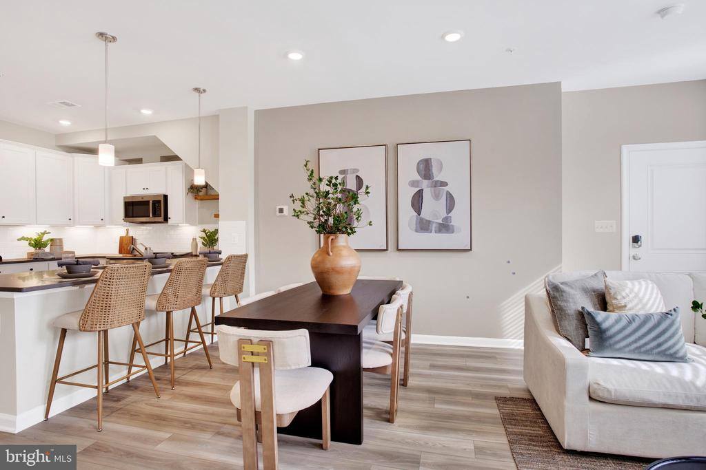 9672 Swallowtail Lane, Manassas, VA 20110