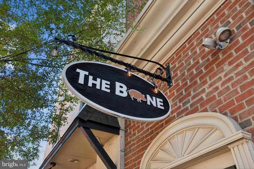 9672 Swallowtail Lane, Manassas, VA 20110