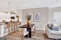 9672 Swallowtail Lane, Manassas, VA 20110