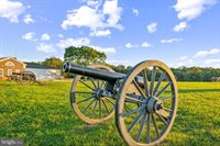 9672 Swallowtail Lane, Manassas, VA 20110