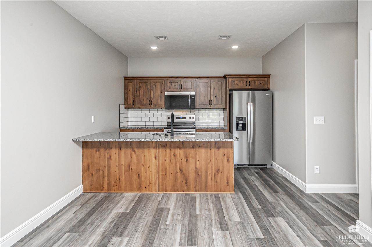 1804 Broadfoot Drive, Abilene, KS 67410