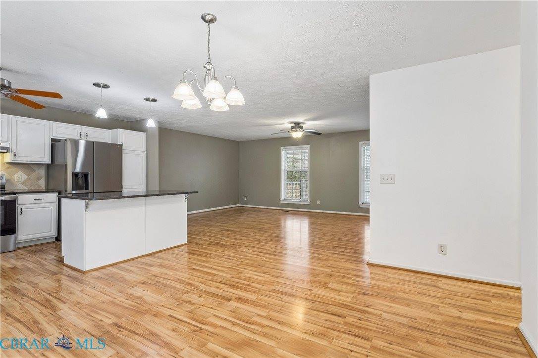 6525 Hickory Knoll Road, Gloucester, VA 23061