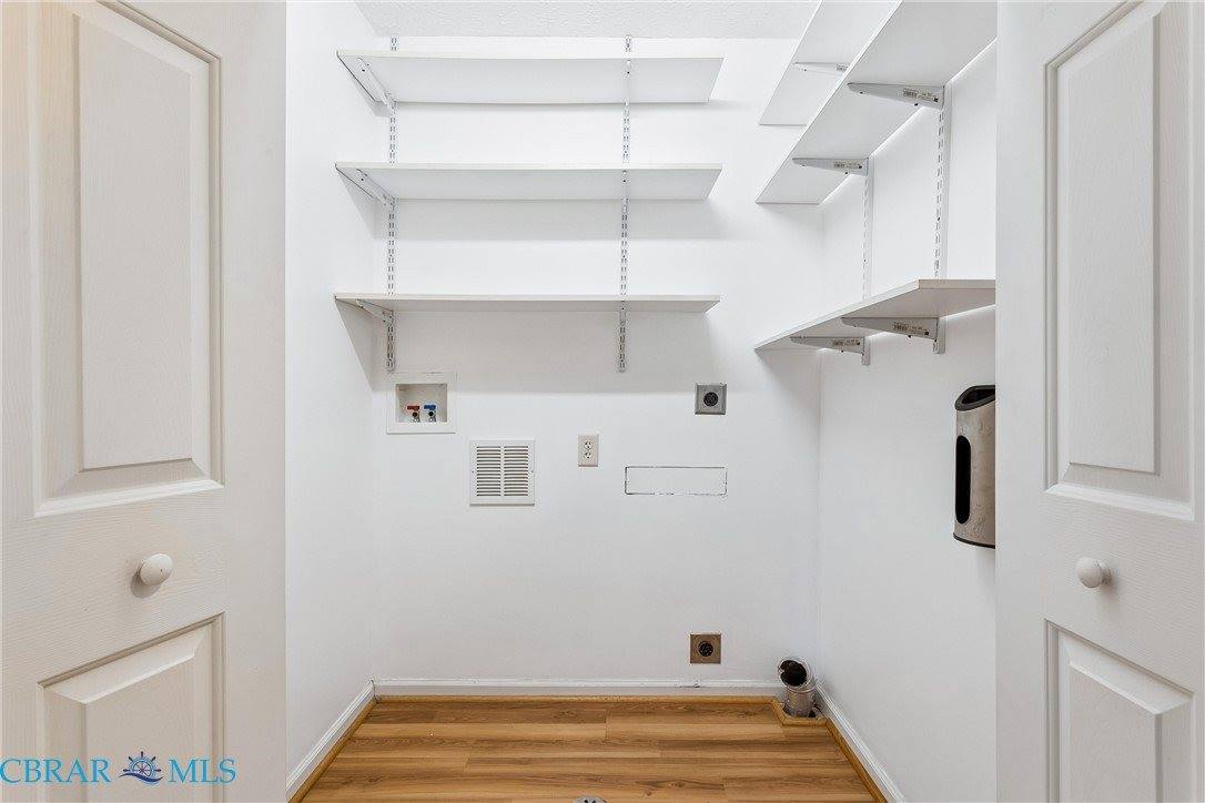 6525 Hickory Knoll Road, Gloucester, VA 23061