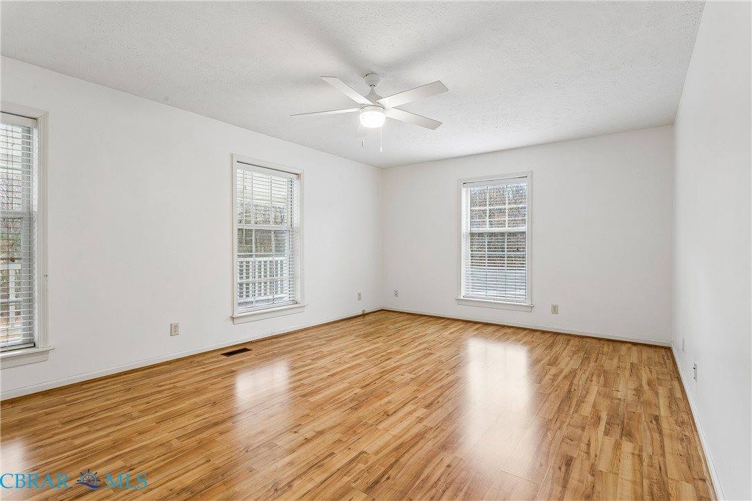 6525 Hickory Knoll Road, Gloucester, VA 23061