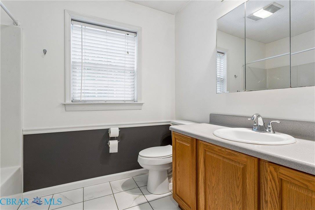 6525 Hickory Knoll Road, Gloucester, VA 23061